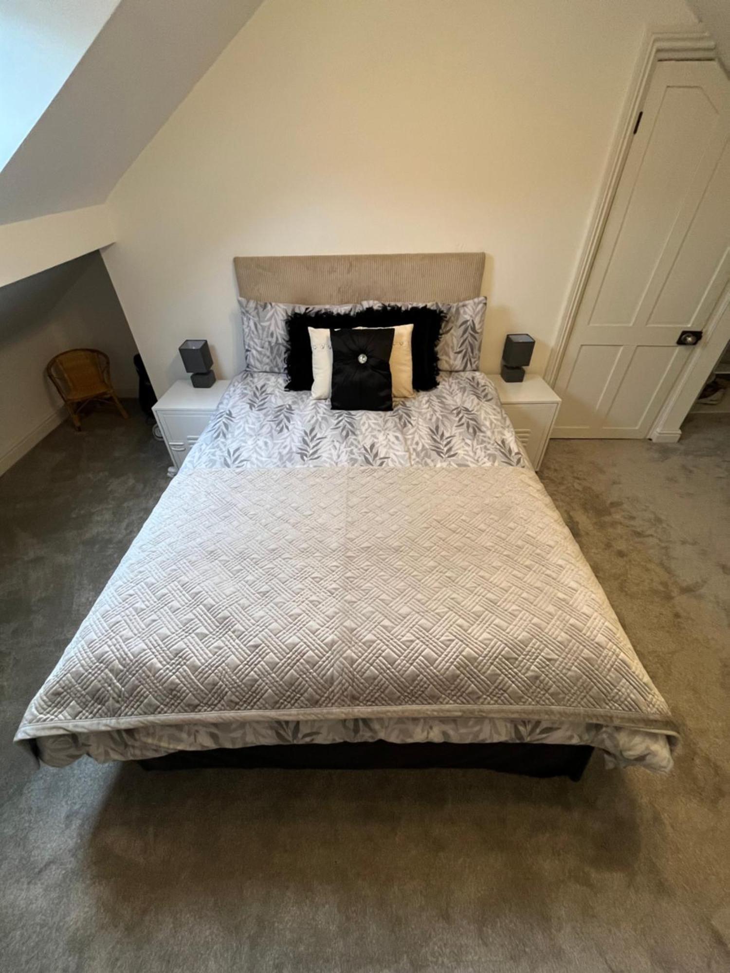 Wolf Hollow, Sleeps 4 Plus 2, Buxton Town Centre エクステリア 写真